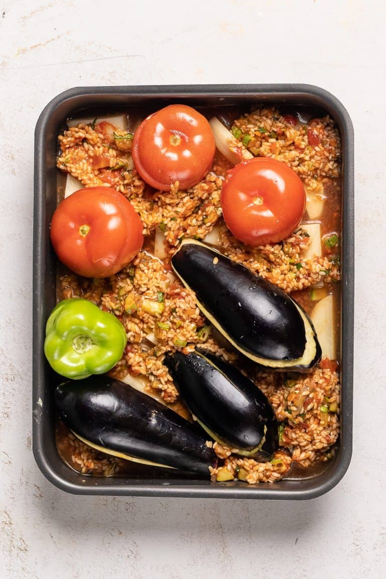 Gemista recipe (Greek Stuffed Tomatoes and Peppers with rice) - My ...