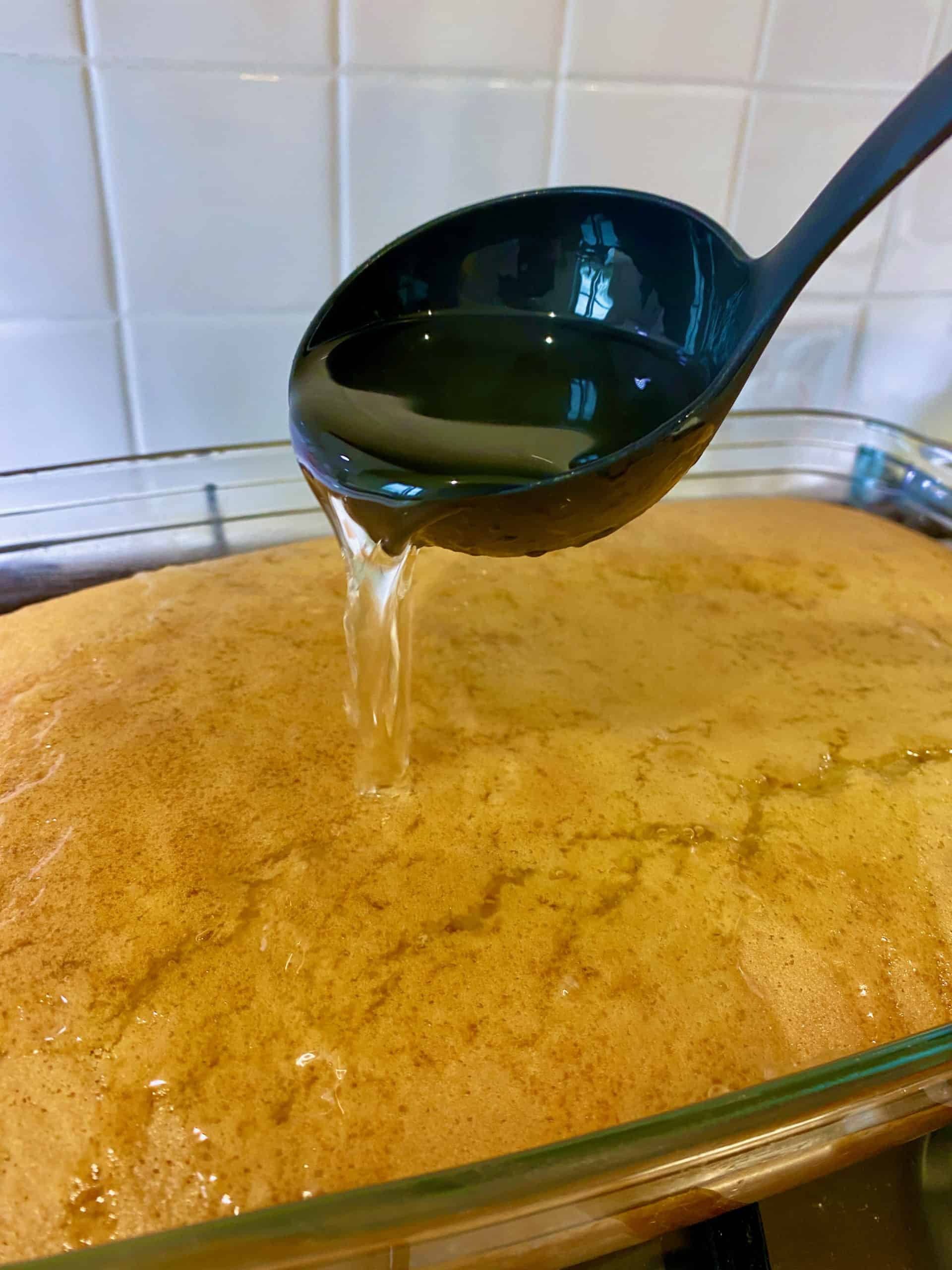 Greek Ravani / Revani recipe (Coconut cake with syrup) - My Greek Dish