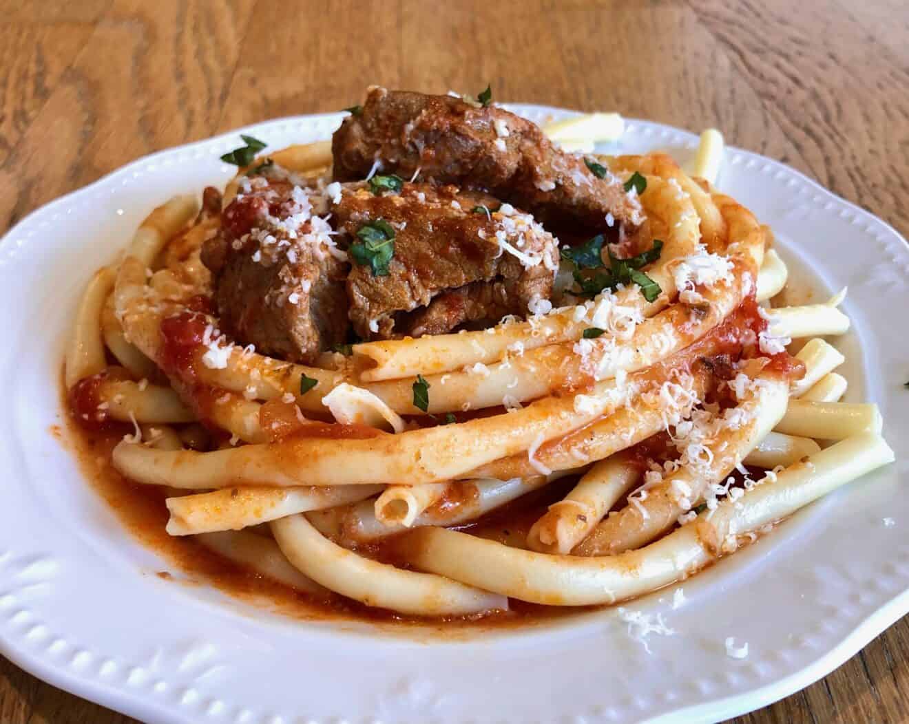 Greek Style Beef Stew in a Tomato Sauce (Moshari Kokkinisto) My Greek