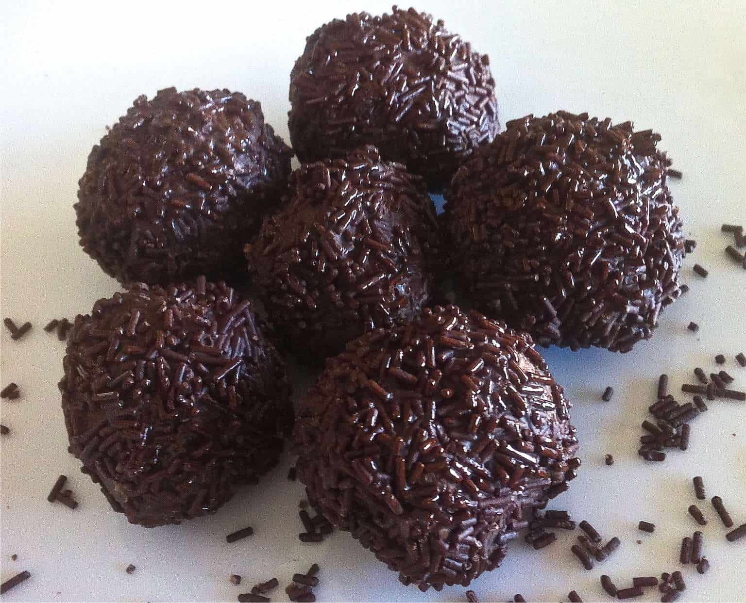 Walnut and biscuit Chocolate Truffles (Troufakia) - My Greek Dish