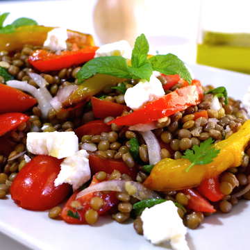 Delicious Greek Lentil Salad Recipe with Feta cheese (Fakes Salata ...