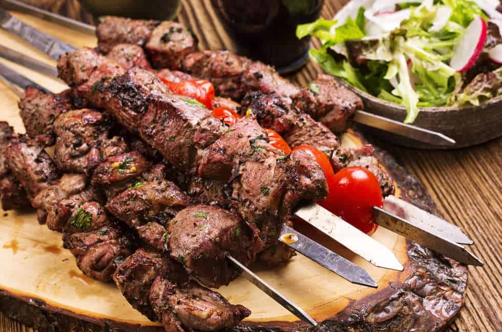 Marinated Greek Lamb Souvlaki recipe (Skewers) with Pita and Tzatziki ...