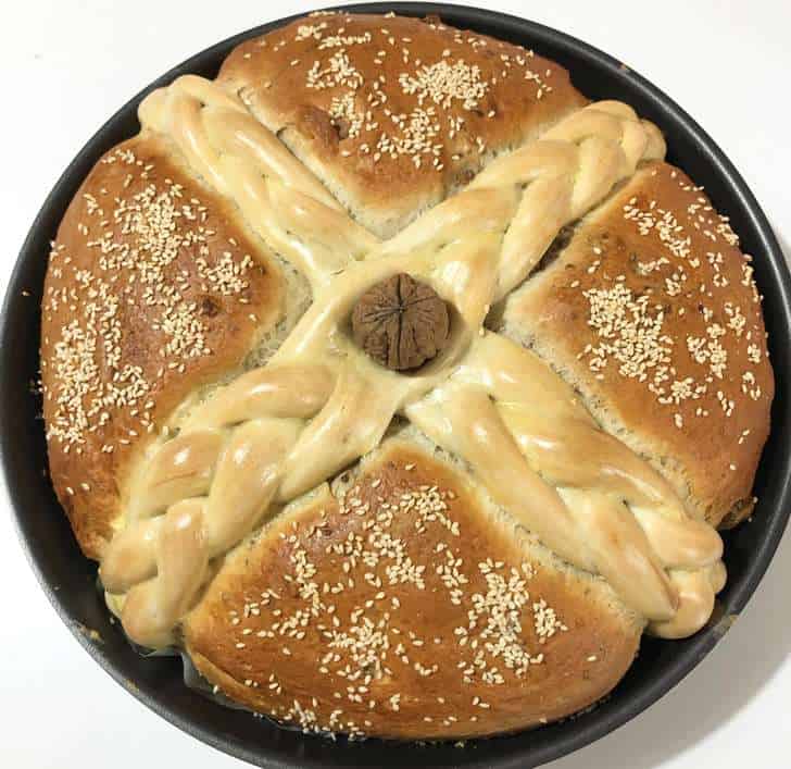 Christopsomo recipe (Greek Christmas Bread with Walnuts) - My Greek Dish