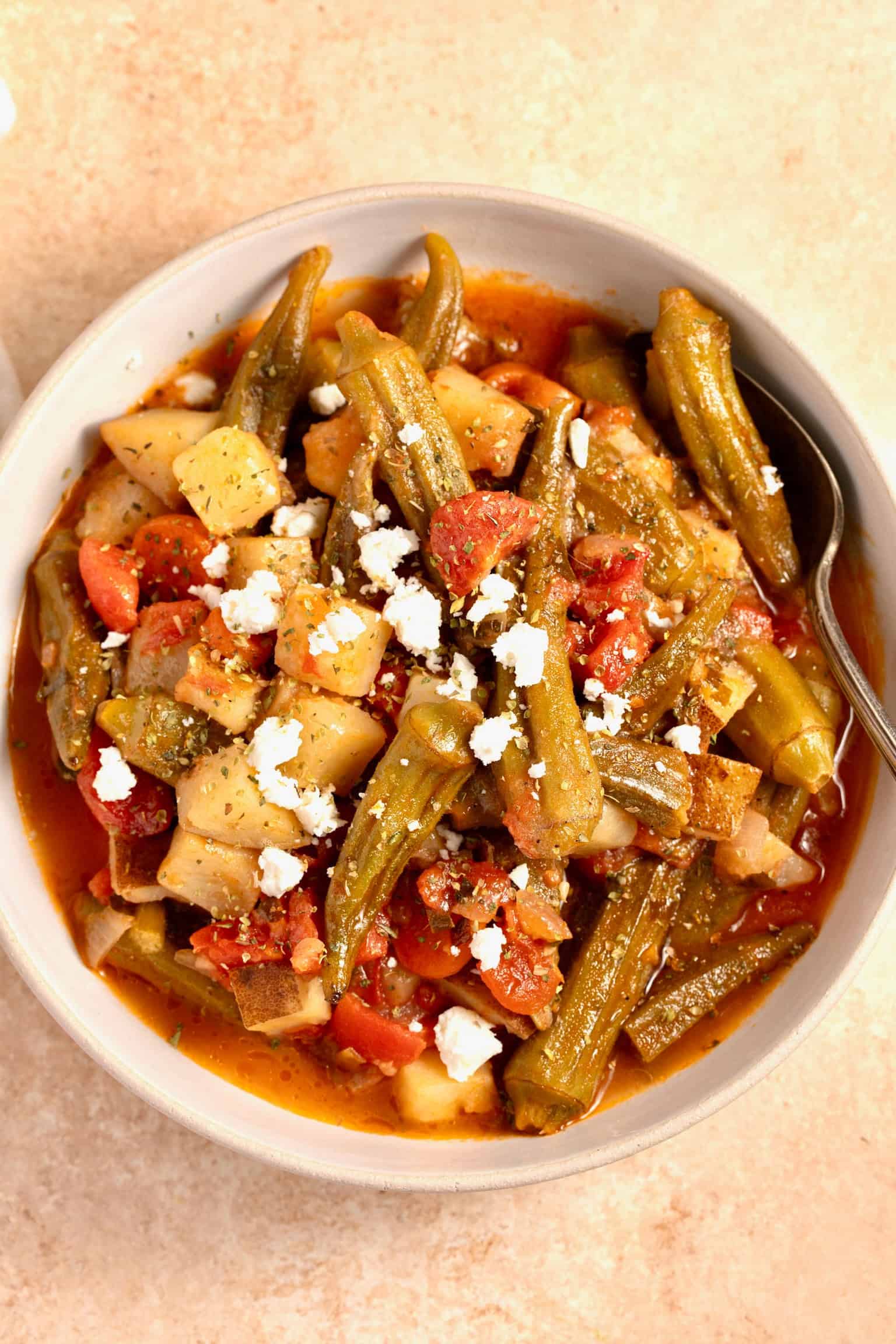 Greek Okra stew (Bamies laderes)